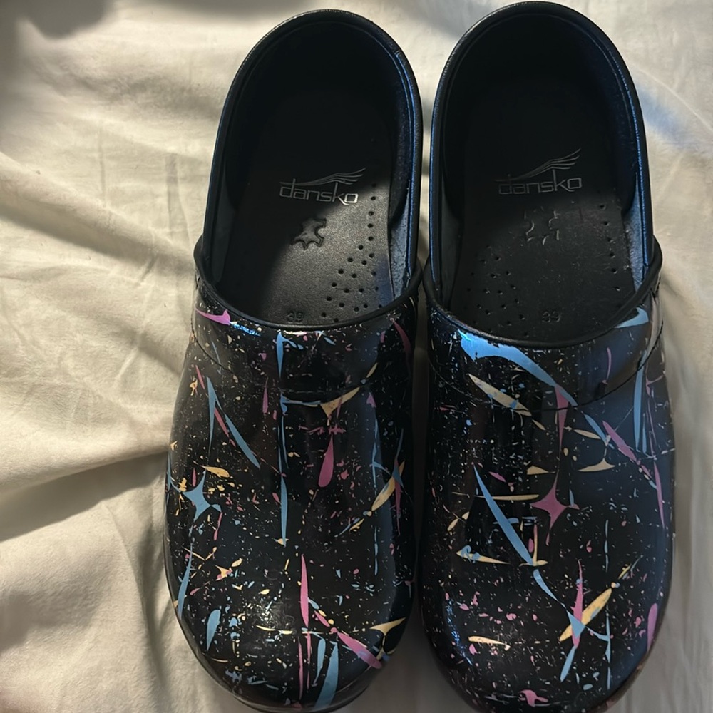 Multi color Dansko only worn 1 time.